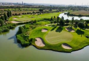 Infinitum Lakes Golf Course