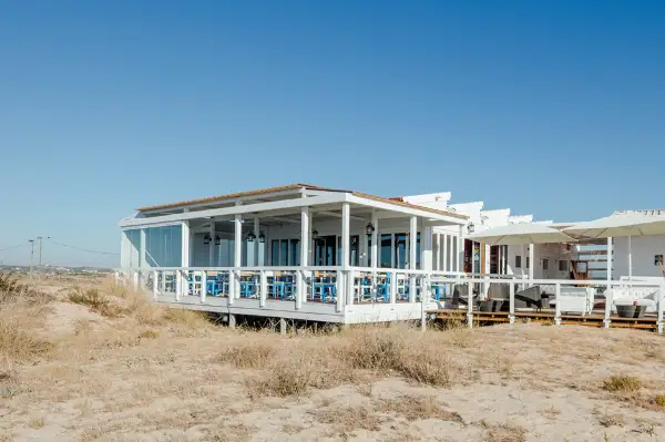 Dunas Beach Club and restaurant at Alvor Beach
