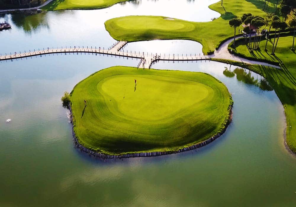 Sueno Golf Island Green