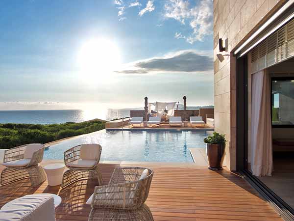 The Romanos A Luxury Collection Resort