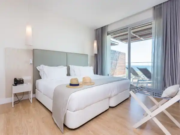 Palmares Beach House Hotel
