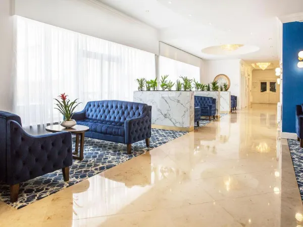 Diamond Coast Hotel 600