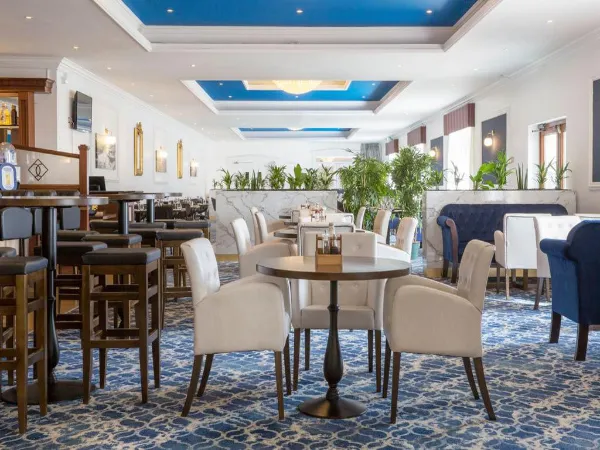 Diamond Coast Hotel 600